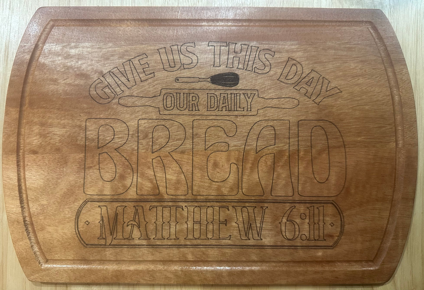 Small bread board / serving dish